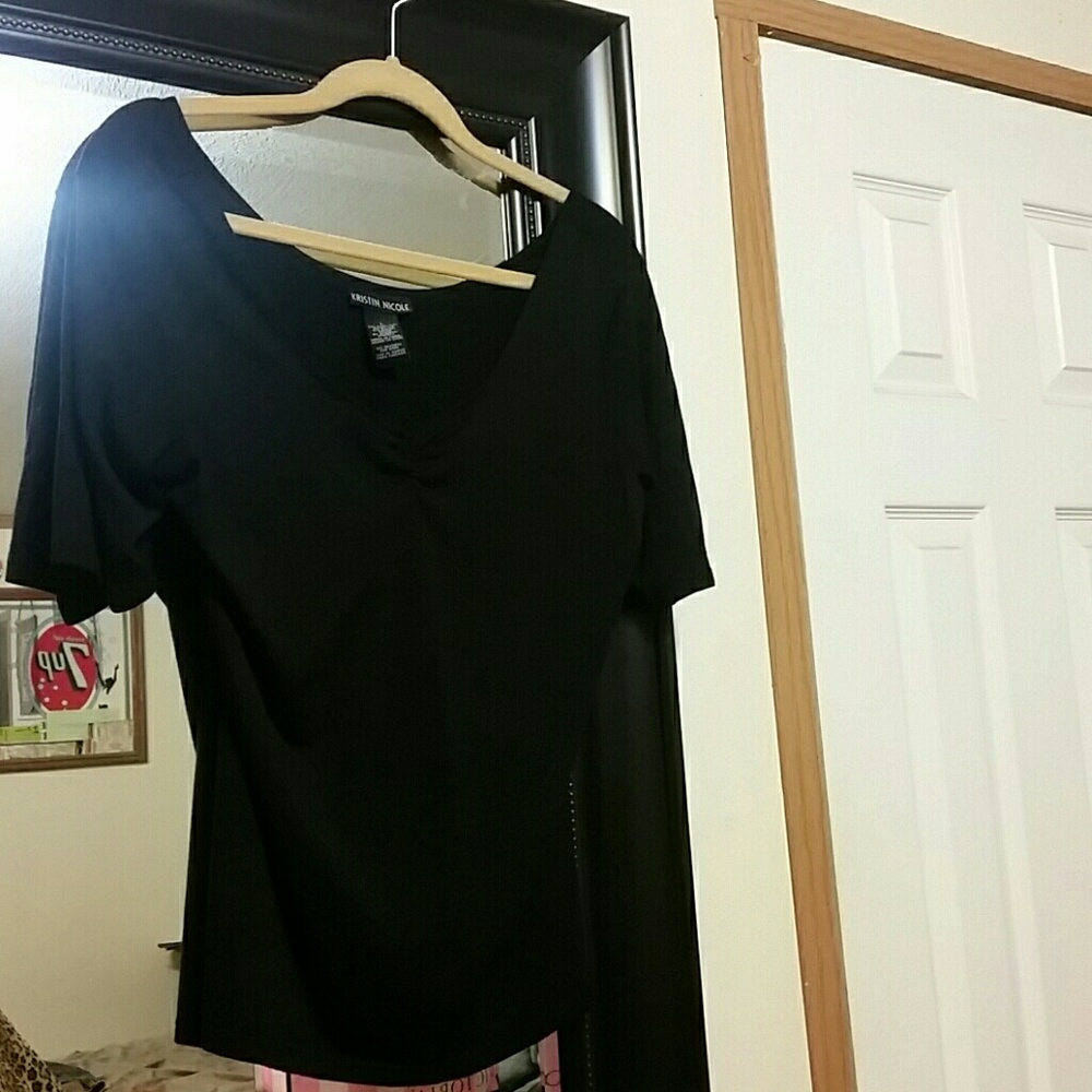 Beautiful black top
